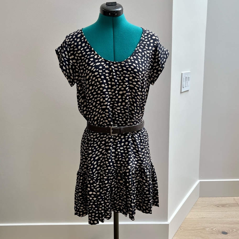 Joie Navy and White silk dress with brown ostrich embossed belt. Size S